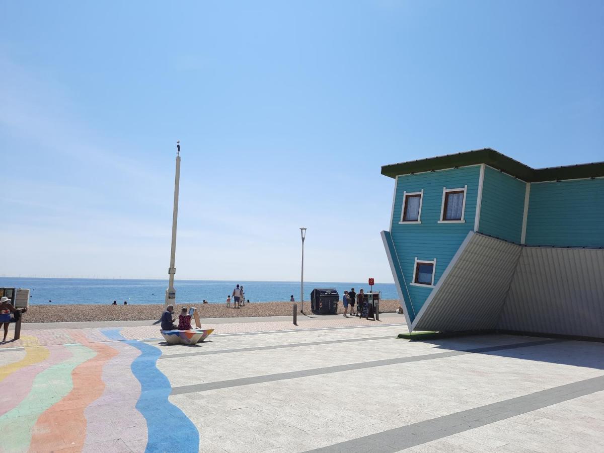 99 Steps To The Sea Apartment Brighton Bagian luar foto