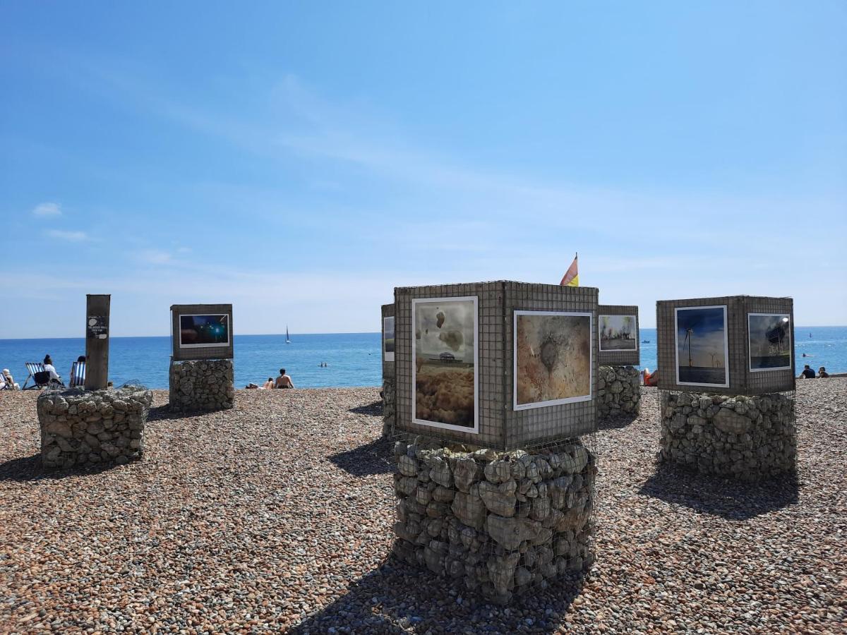 99 Steps To The Sea Apartment Brighton Bagian luar foto